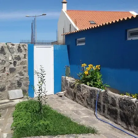 By The Sea Azores Holiday home
