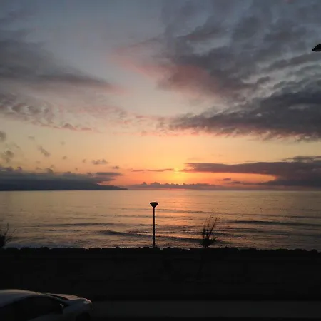 By The Sea Azores * リベイラ・グランデ