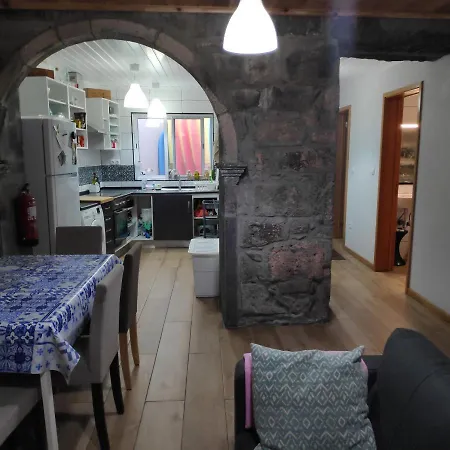 By The Sea Azores Сasa de vacaciones *